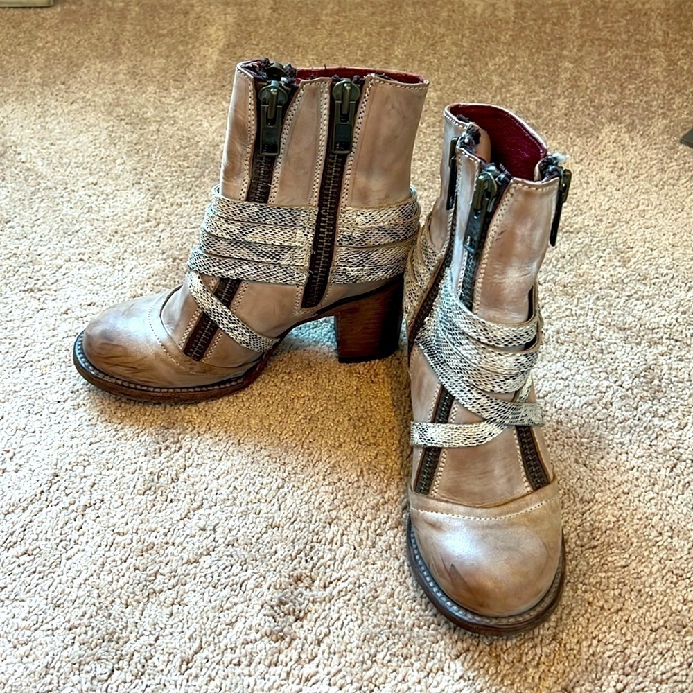 Freebird Handmade Leather Balboa booties